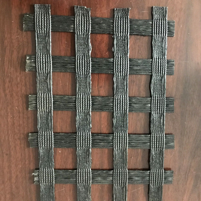 Geomalla de fibra de vidrio con revestimiento de betún