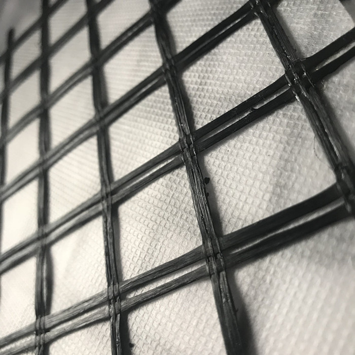 Geomalla compuesta de fibra de vidrio con geotextil