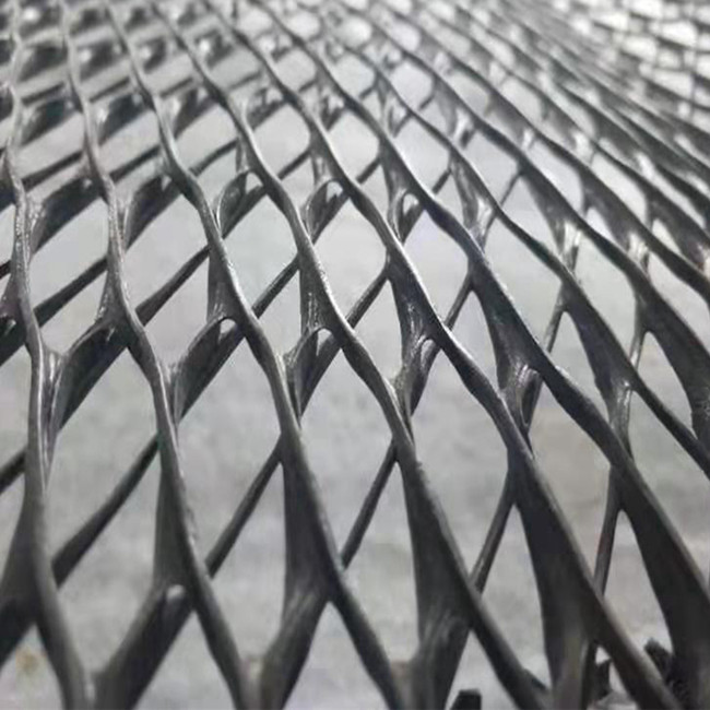 Geored triplanar